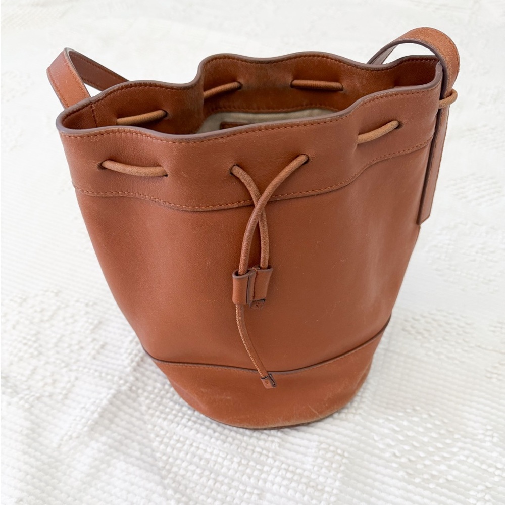 Jenni Kayne leather Mini drawstring bag in Saddle - Picture 2 of 10